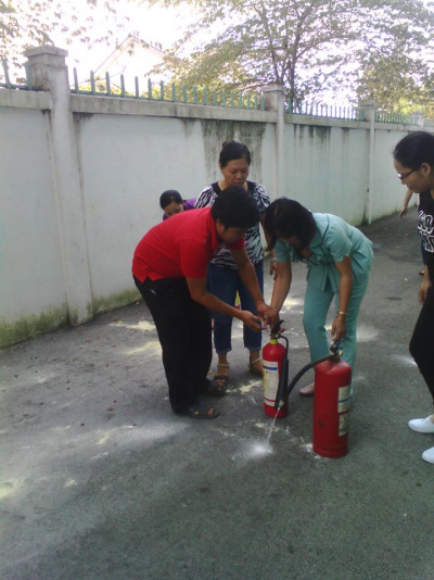 Thực hiện công tác phòng cháy chữa cháy tại trường TH Nguyễn Hiền